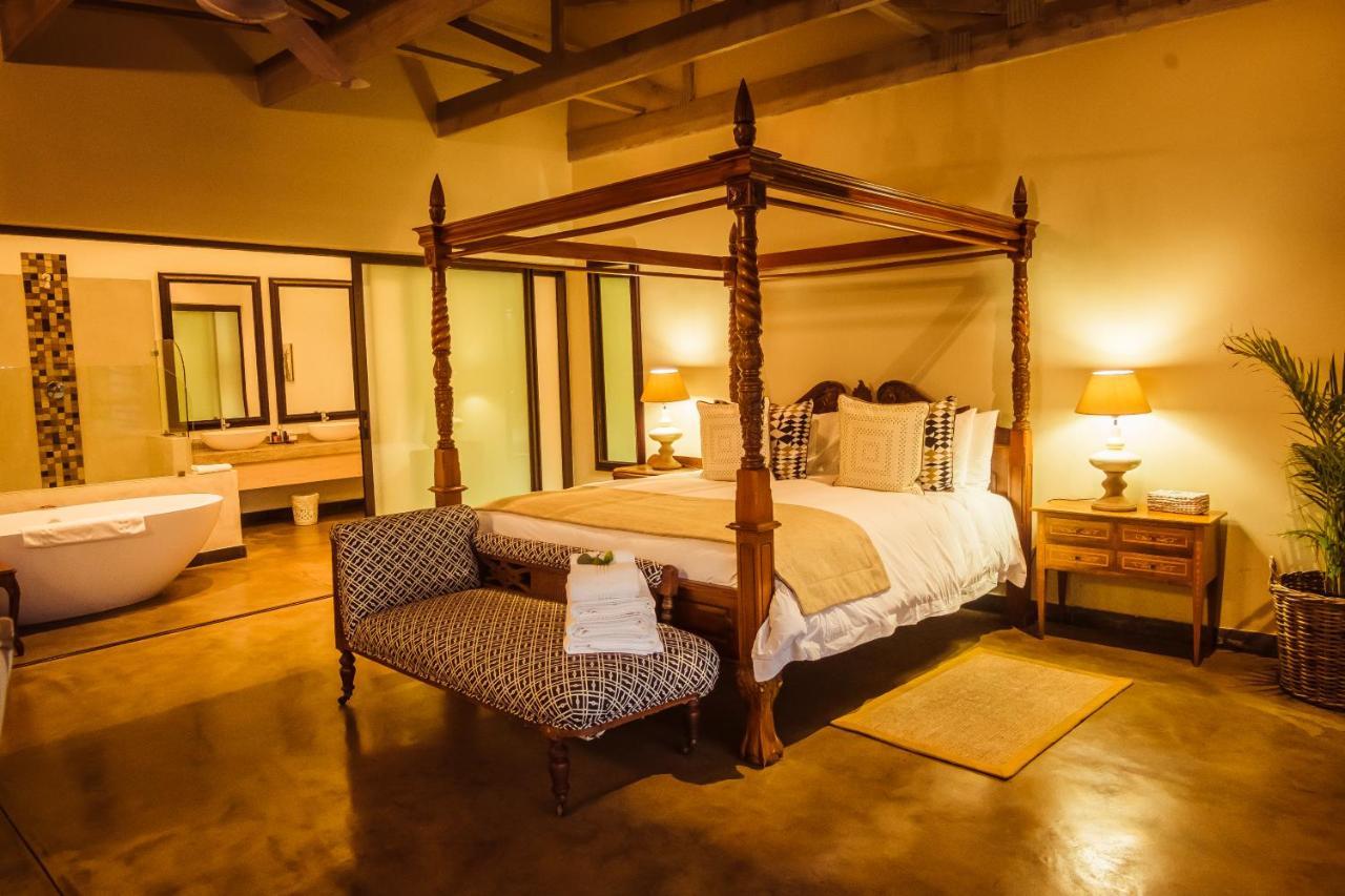 Bushveld Terrace Safari Hotel, Lodge & Spa Палаборва Екстериор снимка