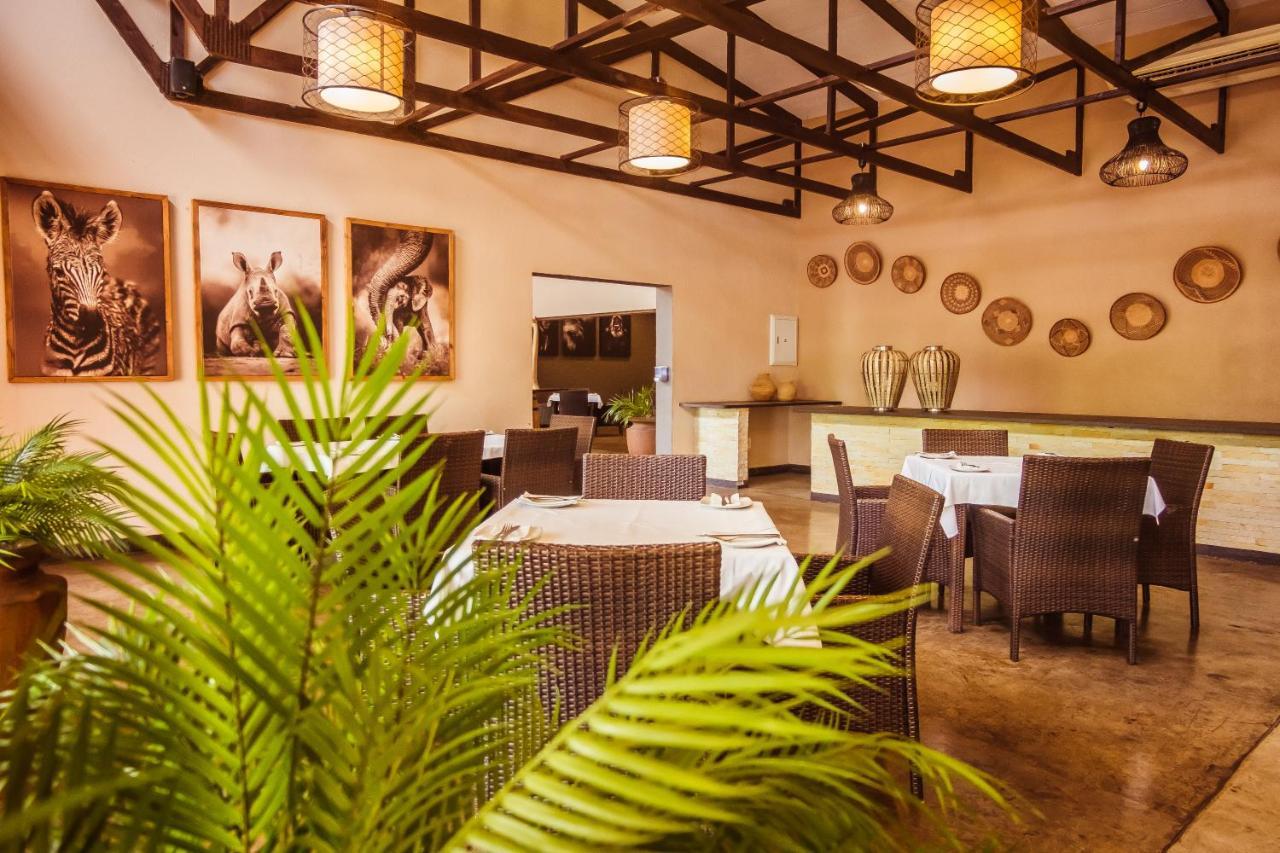 Bushveld Terrace Safari Hotel, Lodge & Spa Палаборва Екстериор снимка