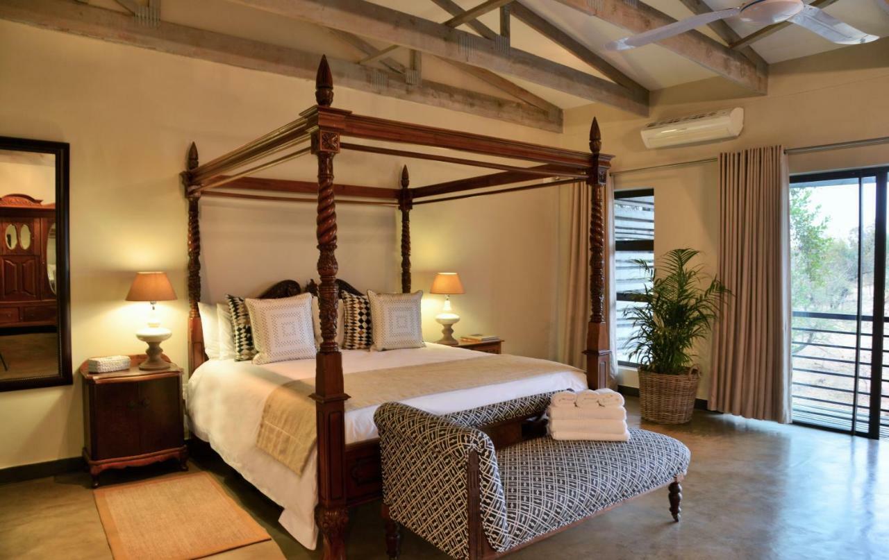 Bushveld Terrace Safari Hotel, Lodge & Spa Палаборва Екстериор снимка
