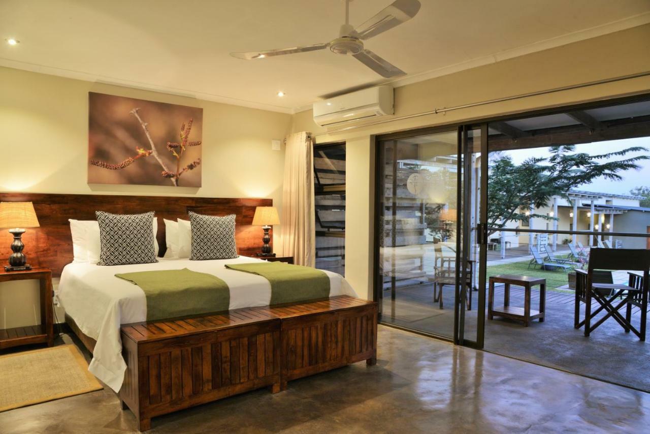 Bushveld Terrace Safari Hotel, Lodge & Spa Палаборва Екстериор снимка